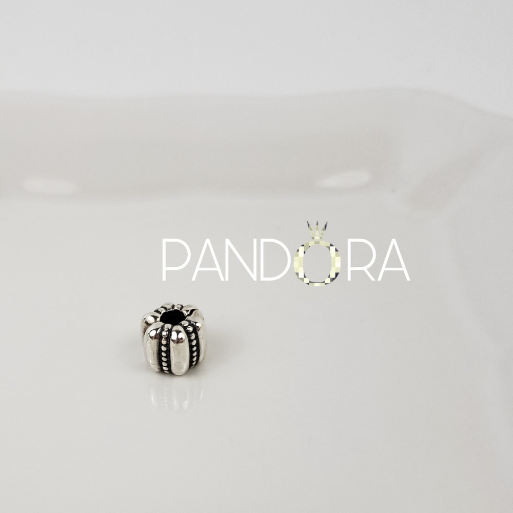 RETIRED PANDORA Dots & Ridges Silver Clip Charm
